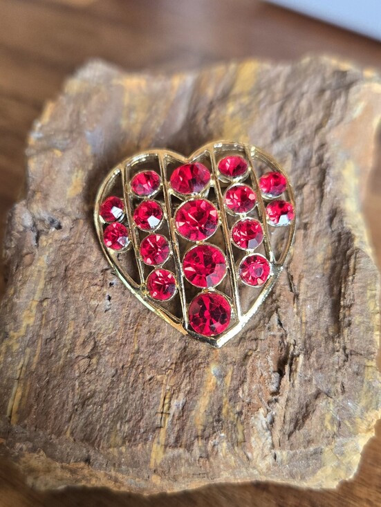 Jewelry - Vintage Gold Tone Red Rhinestone Heart Brooch Pin Romantic Costume Jewelry Gift